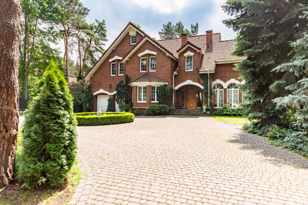 Reasons to Select Us for Your Driveway Paving Requirements in Poinciana, FL